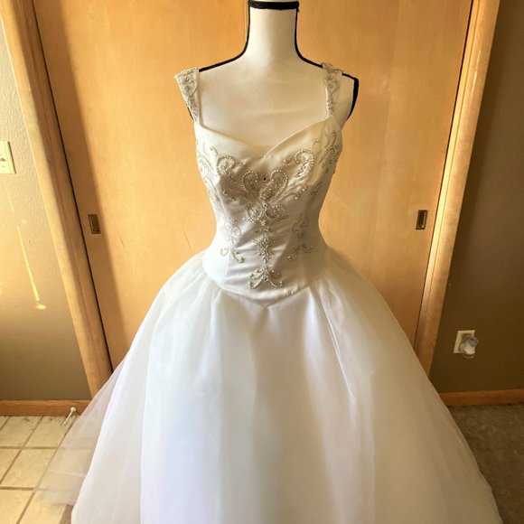 NWT Sz 10 Moonlight White Satin/Tulle Wedding Gown - Picture 2 of 14